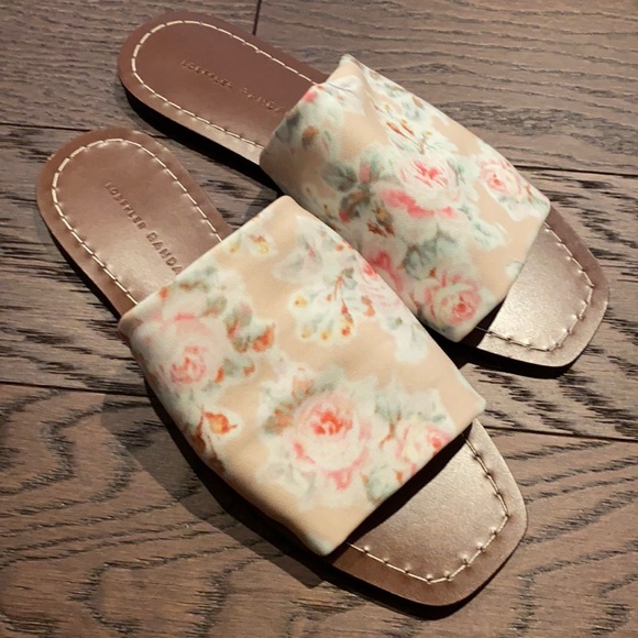 Loeffler Randall slides - Picture 2 of 5